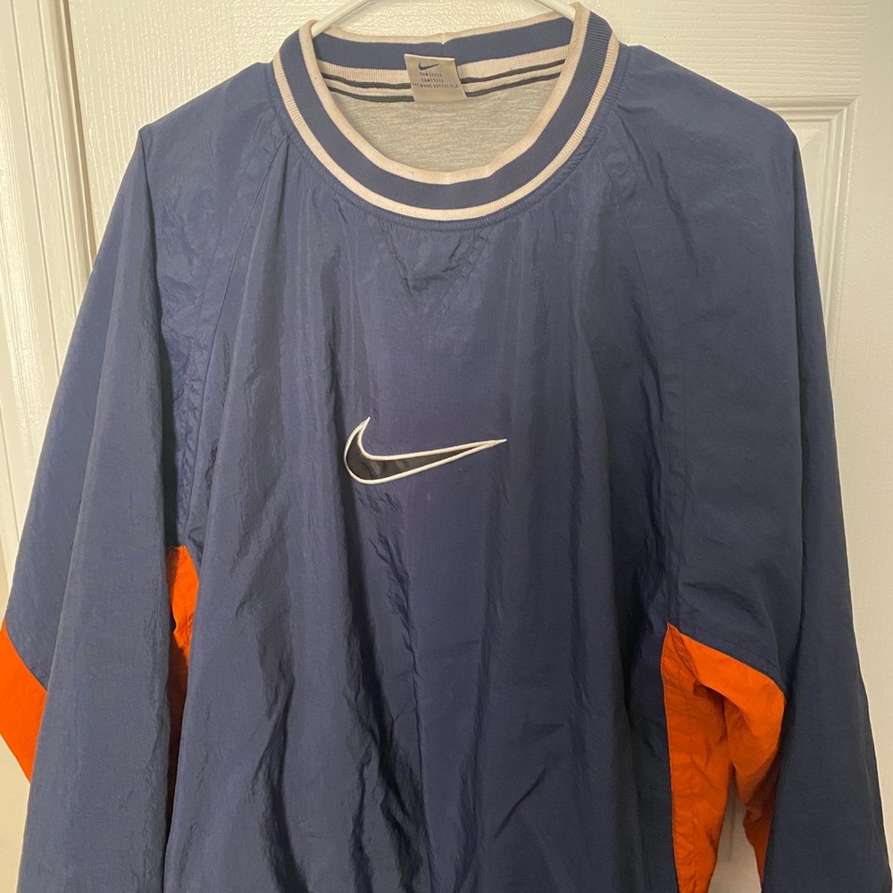 Vintage Nike windbreaker material crewneck